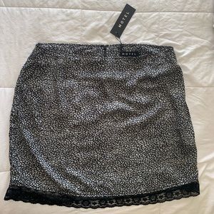 Ditsy floral lace trim black Motel skirt